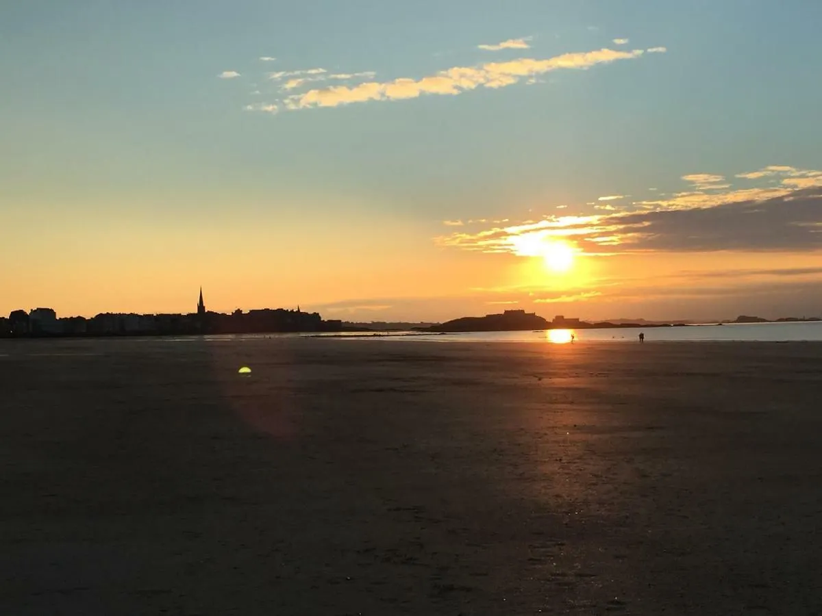 Sweet Home Parame Saint Malo Petite Vue Mer France